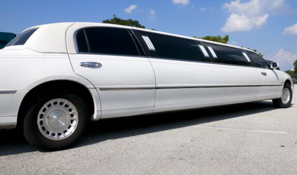 Limousine Rentals Chicago - Limo Service - Ride in Bliss